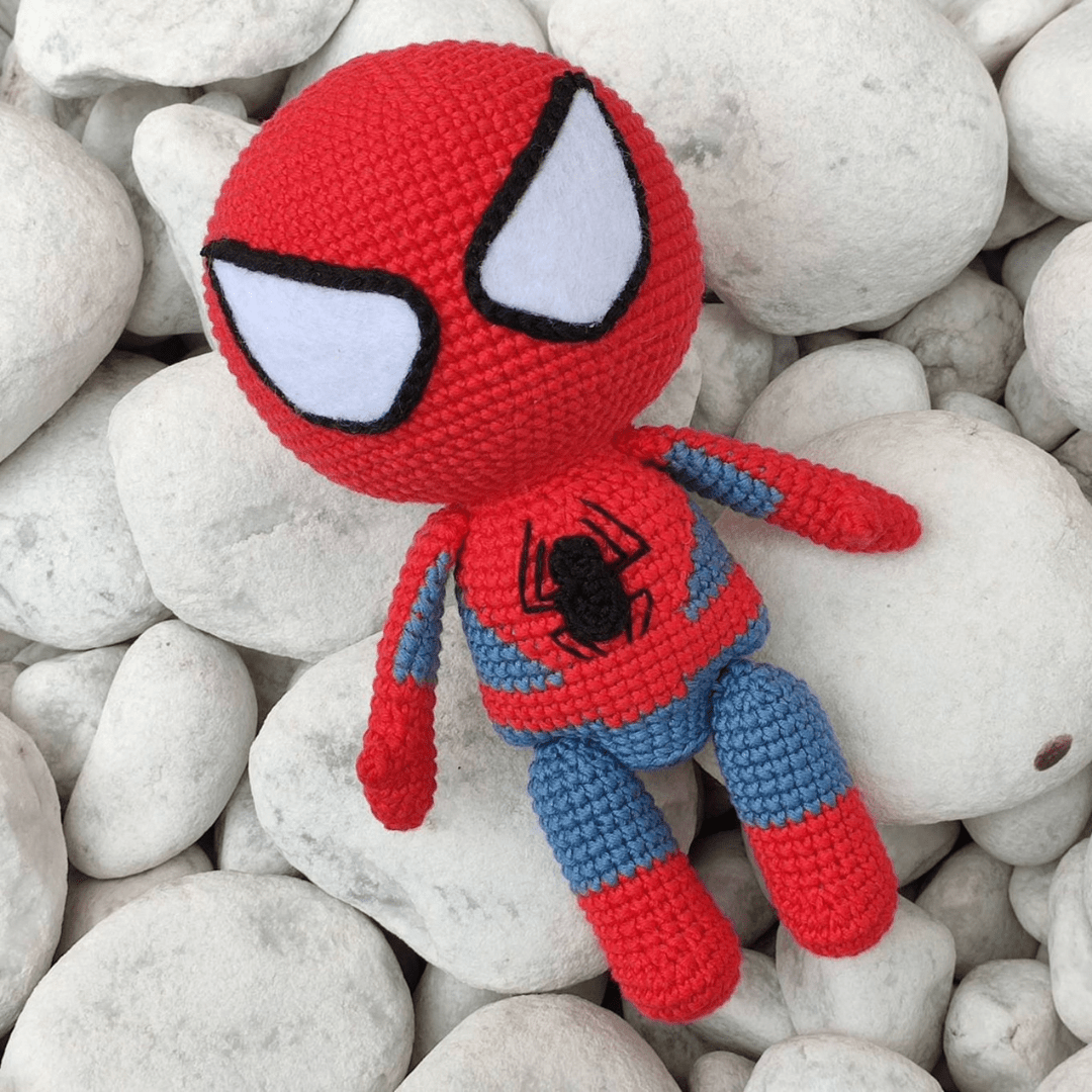 Muñeco de Apego El Conejo & La Luna Little Spider Man M01