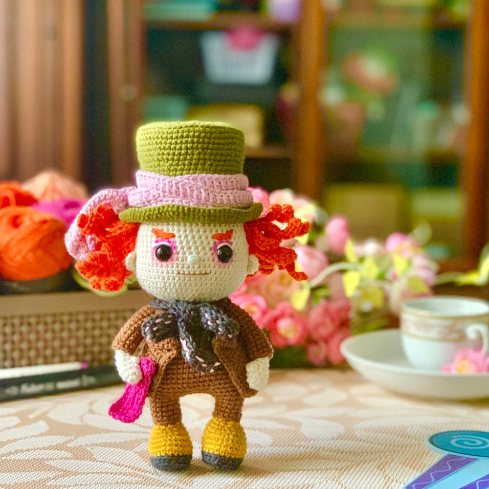 Muñeco de Apego El Conejo & La Luna El Sombrerero