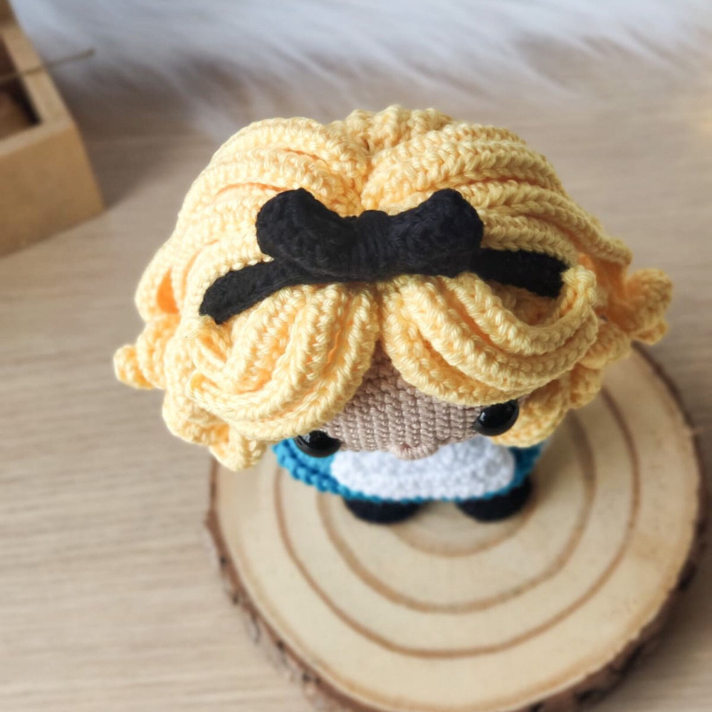 Muñeca de Apego El Conejo & La Luna Alicia en el País de las Maravillas