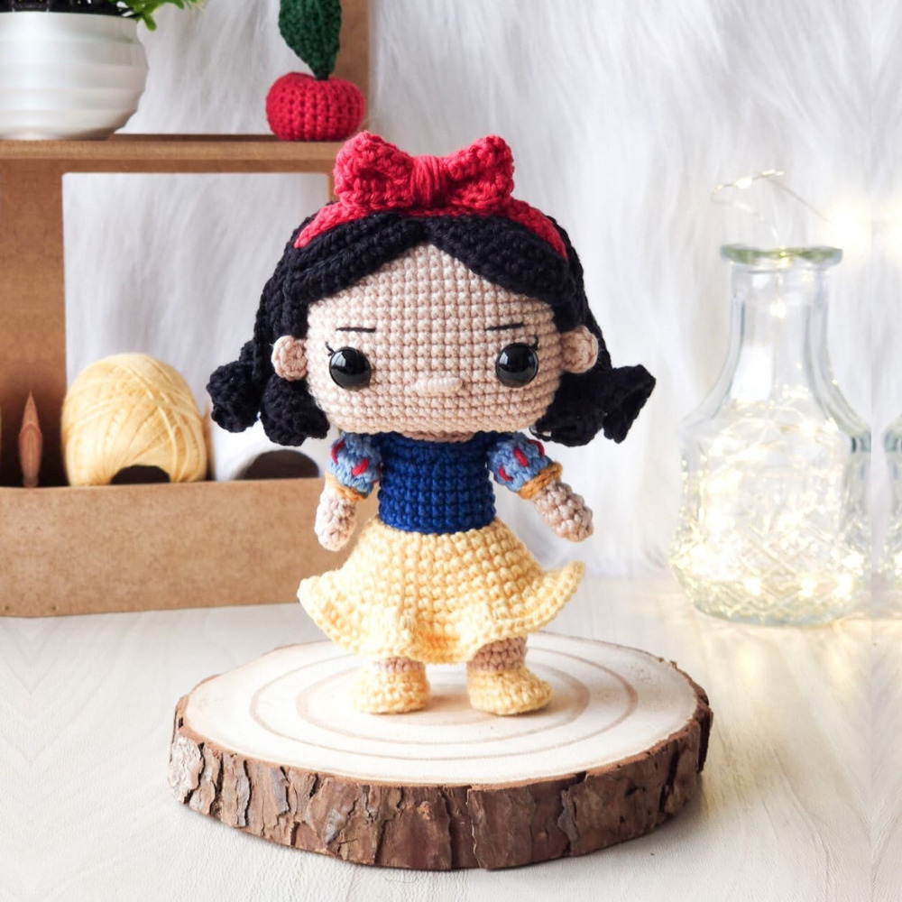 Muñeca de Apego El Conejo & La Luna Blancanieves