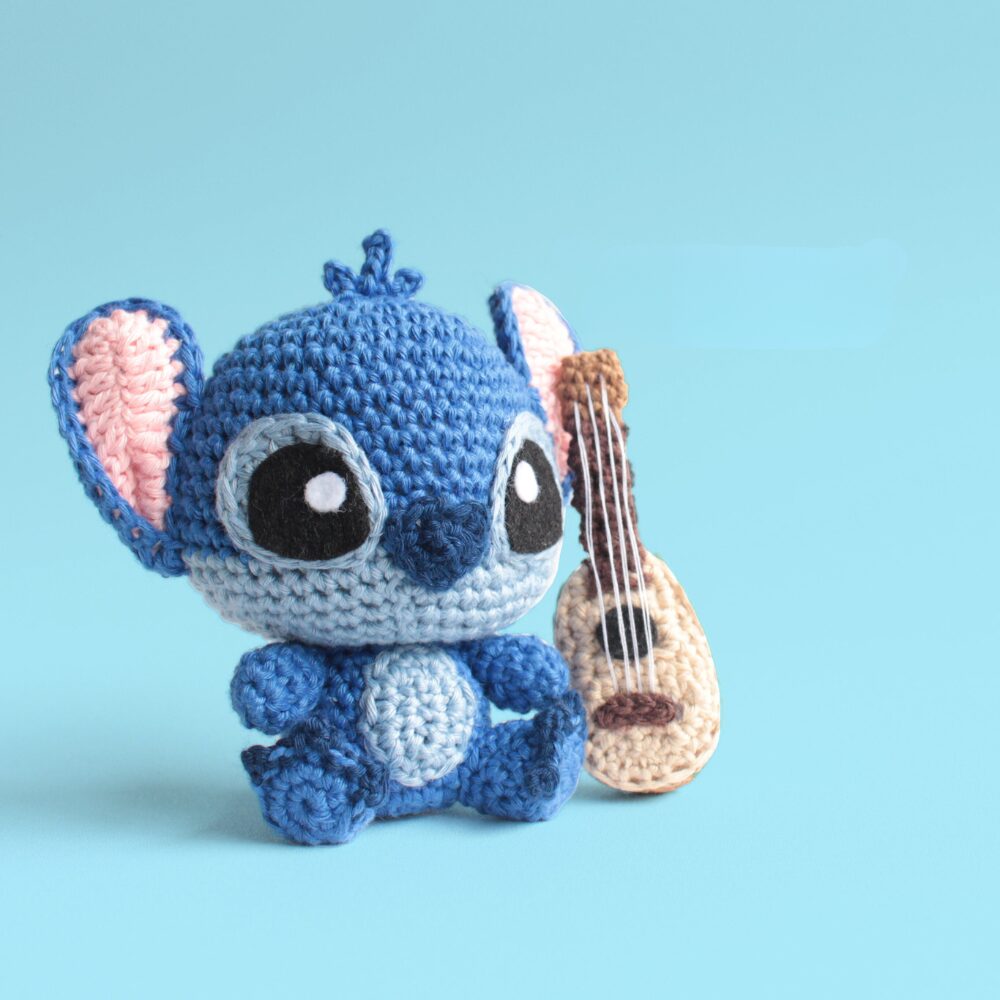 Muñeco de Apego El Conejo & La Luna Stitch M01