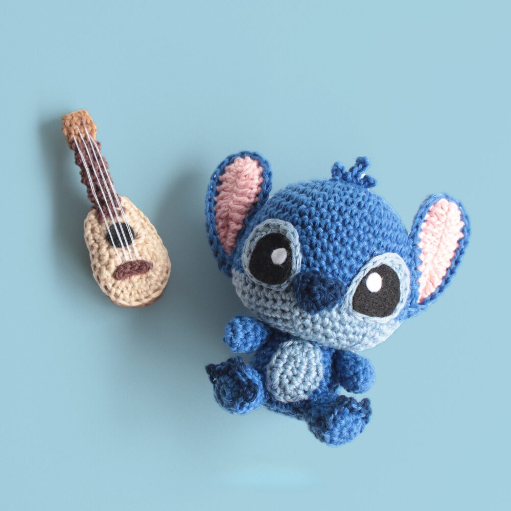 Muñeco de Apego El Conejo & La Luna Stitch M01