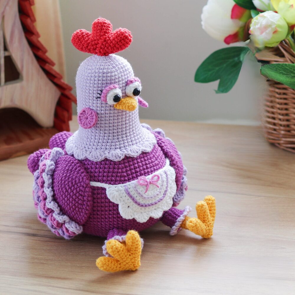 Muñeco de Apego El Conejo & La Luna Fiona La Gallina M02