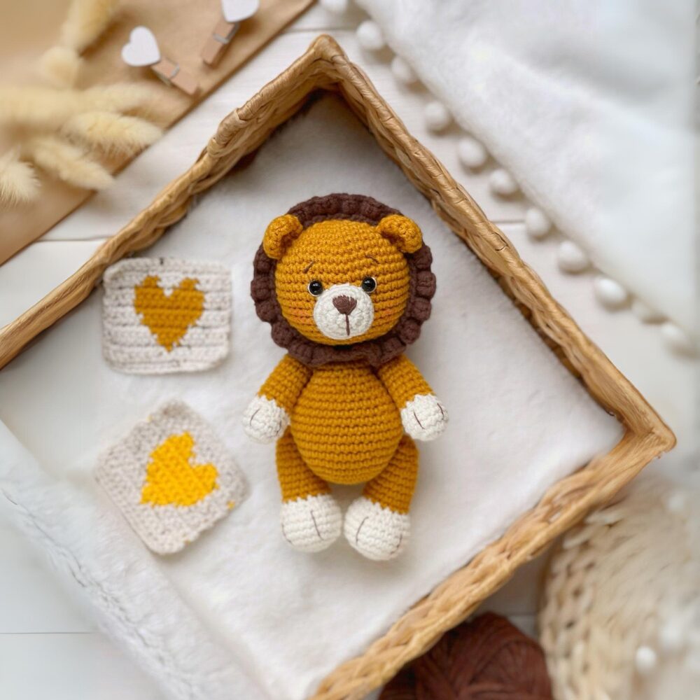 Muñeco de Apego El Conejo & La Luna Lory The Lion