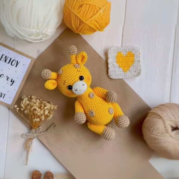 Muñeco de Apego El Conejo & La Luna Jirafa Safari