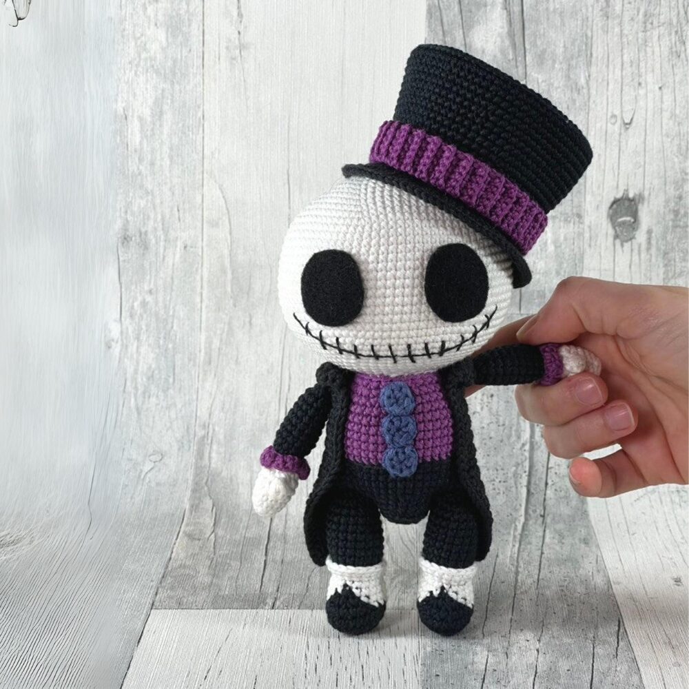 Muñeco de Apego El Conejo & La Luna Jack Skellington