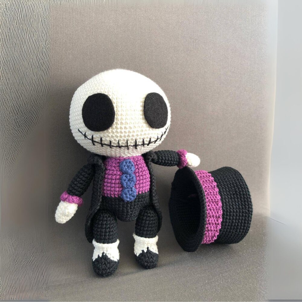 Muñeco de Apego El Conejo & La Luna Jack Skellington