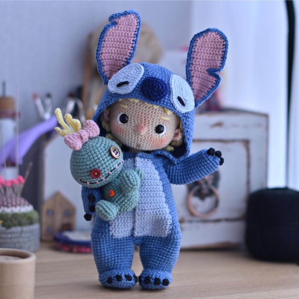 Muñeca de Apego El Conejo & La Luna Rita Disfrazada de Stitch _1 Muñeca de Apego El Conejo & La Luna Rita Disfrazada de Stitch