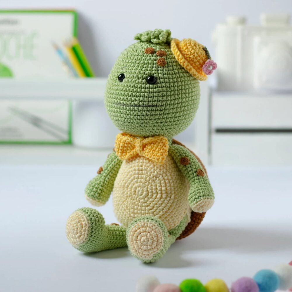 Muñeco de Apego El Conejo & La Luna Elly La Tortuga