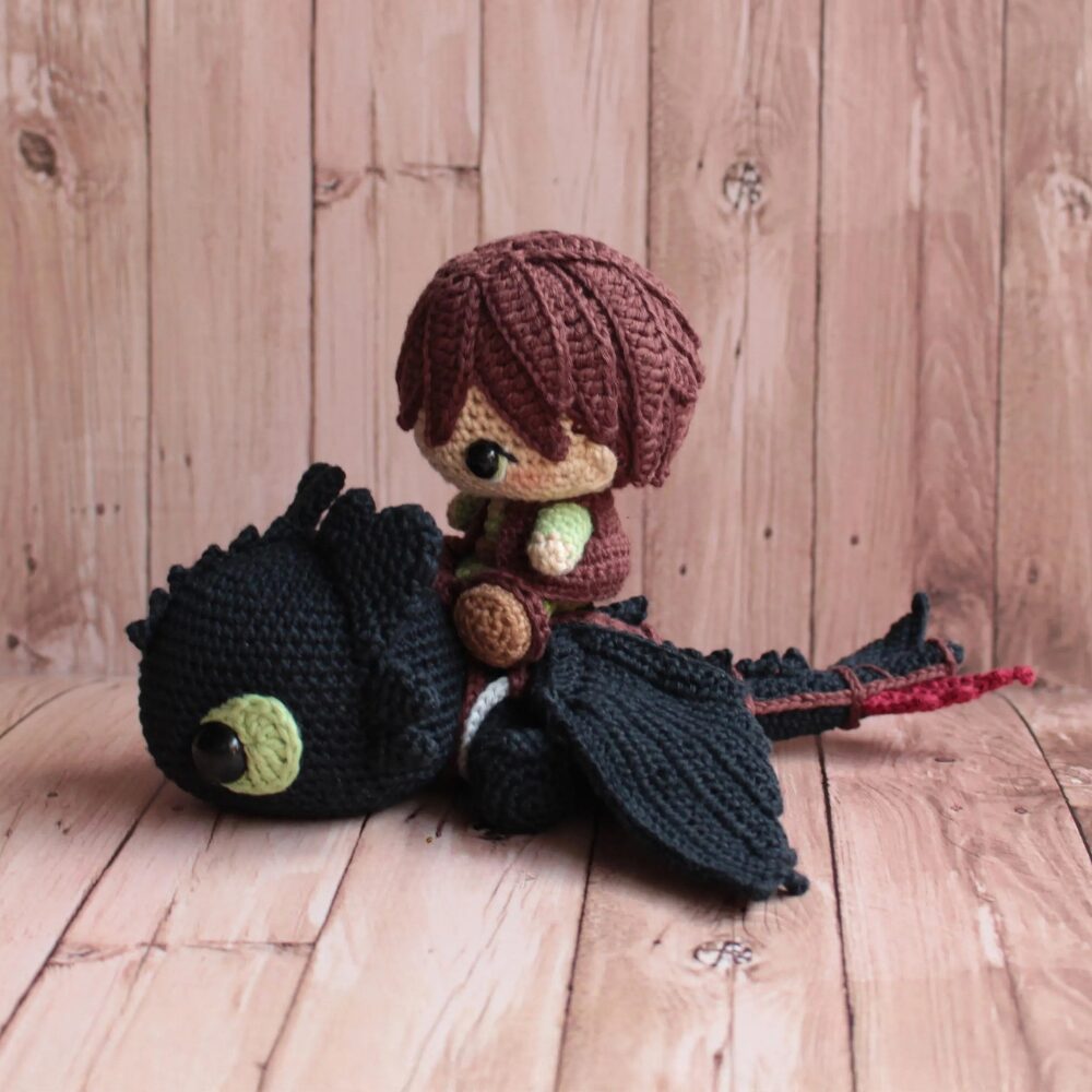 Muñeco de Apego El Conejo & La Luna Furia Nocturna E Hipo