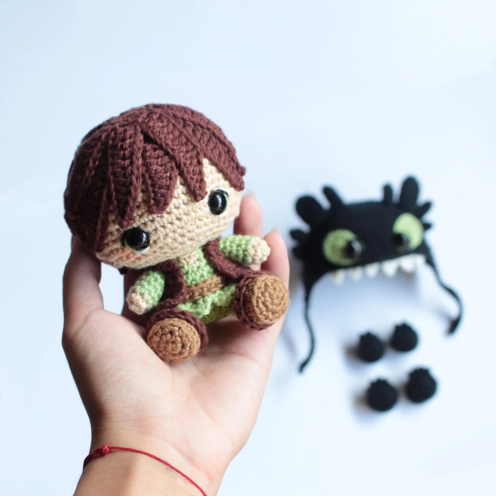 Muñeco de Apego El Conejo & La Luna Furia Nocturna E Hipo