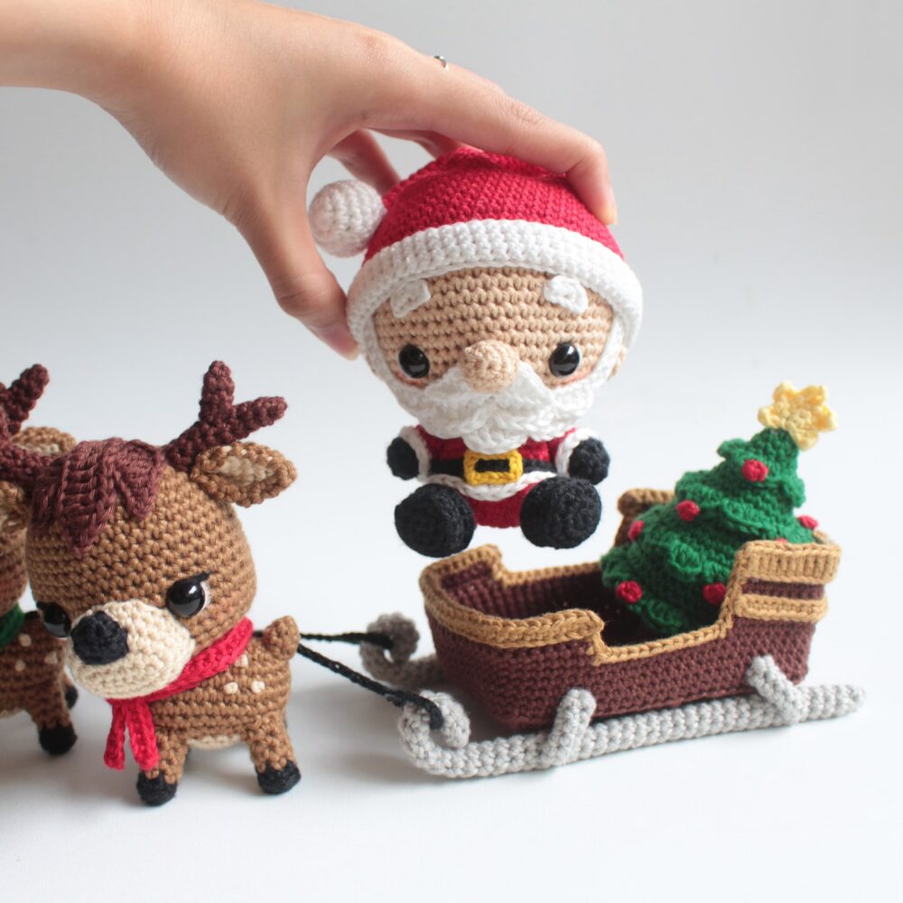 Muñeco de Apego El Conejo & La Luna Set Papá Noel, Reno y Trineo